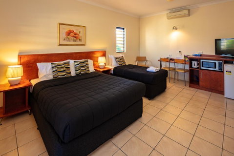 Cairns Queens Court - Tourism Brisbane 3