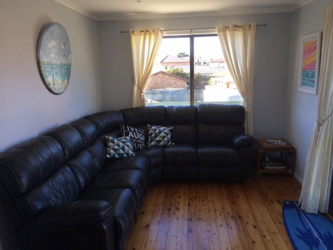 Callala Beach Shack - Pet Friendly - Brisbane Tourism 3