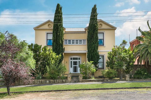 Campbell House - Tourism Brisbane 0