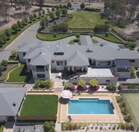 Canberra Luxury Estate - Tourism Brisbane