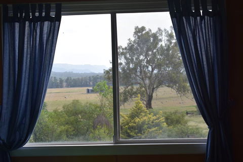 Capertee Valley Farmstays: Glenbrook Cottage - Tourism Brisbane 2