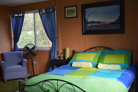 Capertee Valley Farmstays: Glenbrook Cottage - Tourism Brisbane 1