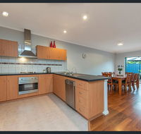Cardiff St House - Tourism Brisbane