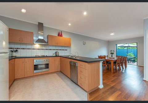 Cardiff St House - Tourism Brisbane 0
