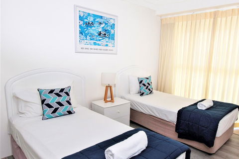 Cashelmara Beachfront Apartments - Tourism Brisbane 1