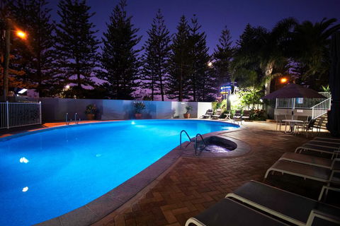 Cashelmara Beachfront Apartments - Tourism Brisbane 2