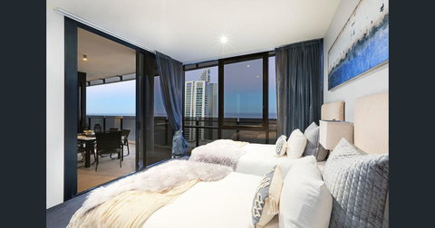Cavill Avenue Luxury Private Apartments - Tourism Brisbane 2