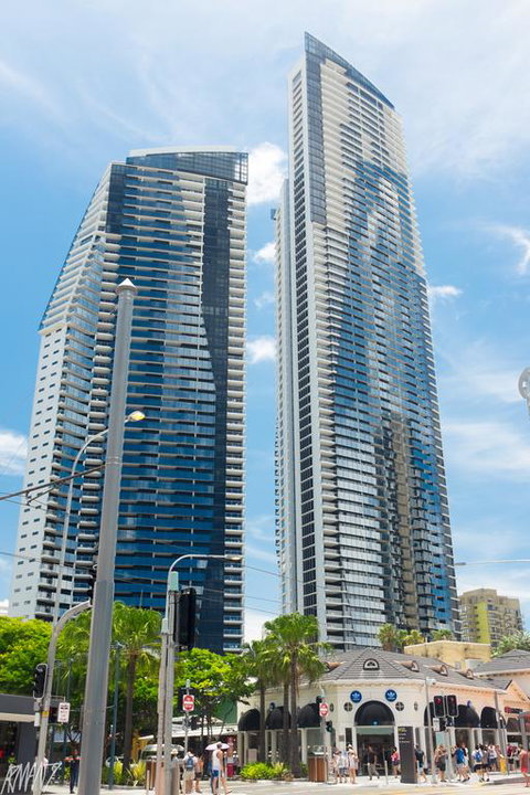 Cavill Avenue Luxury Private Apartments - Tourism Brisbane 3