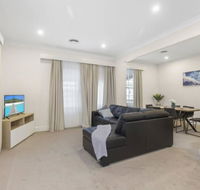 Central and Charming on Wallace - Tourism Brisbane