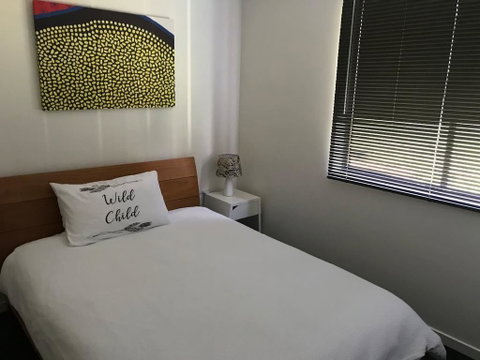Central Gold Coast 3 Double Bedroom Apartment - Tourism Brisbane 1