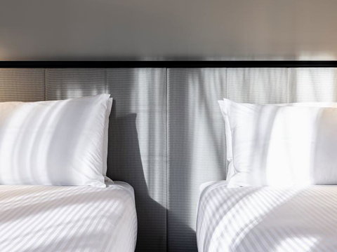 Central Gold Coast 3 Double Bedroom Apartment - Tourism Brisbane 2