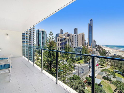 Central Surfers Paradise - Absolute Beachfront - Tourism Brisbane 2