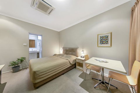 Cessnock Motel - Tourism Brisbane 0