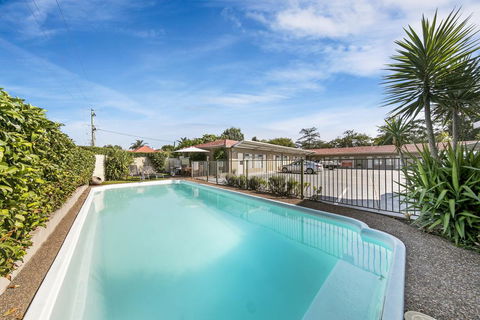 Cessnock Motel - Tourism Brisbane 1