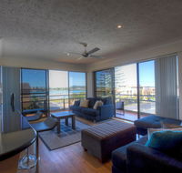 Champagne court 10 - Brisbane Tourism