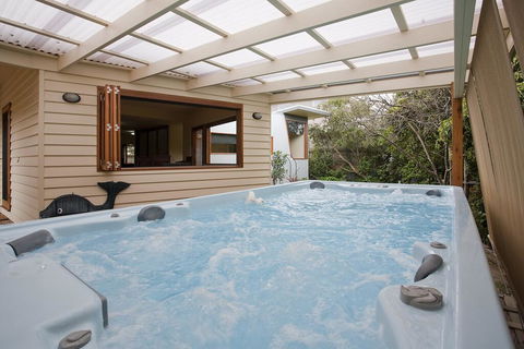 Charles Central Oasis 8 - Tourism Brisbane 0
