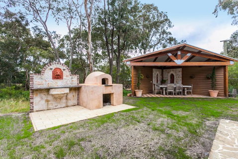 Chianti Cottages - Brisbane Tourism 1