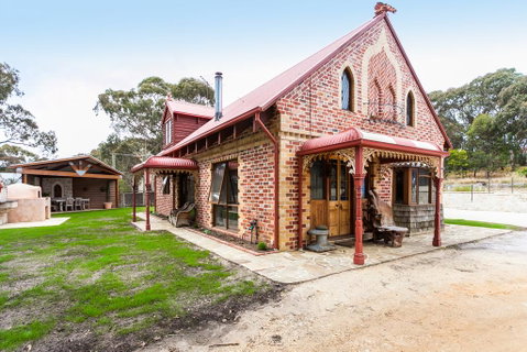 Chianti Cottages - Brisbane Tourism 0