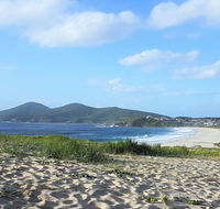 CHILL-OUT BEACH HOUSE  FORSTER - Brisbane Tourism