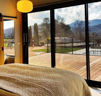 Christina's Luxury Retreat - Brisbane Tourism