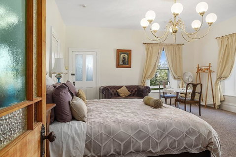 Claremont House - Tourism Brisbane 1