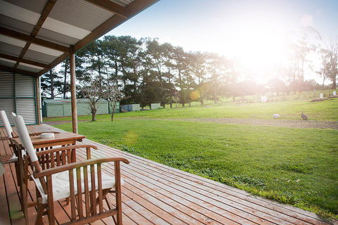 Clarendon Chalets - Tourism Brisbane 2