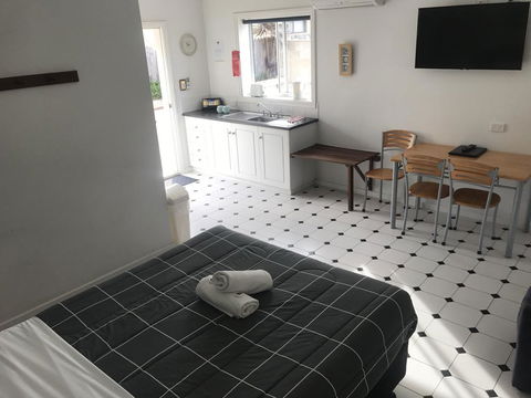 Clearwater Motel Apartments - Tourism Brisbane 2
