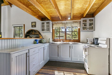 Clervaux Cottage - Tourism Brisbane 3