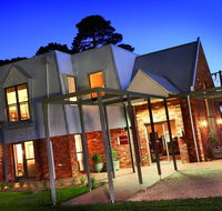 Cleveland Winery - Tourism Brisbane