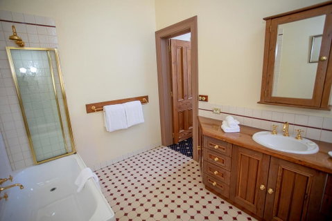 Clocktower Suites - Tourism Brisbane 2