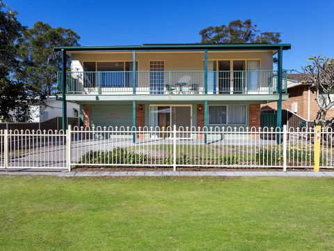 Close To The Myall River - Pet Welcome - Tourism Brisbane 0