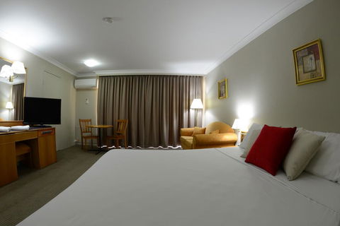 Club Inn Motel - Tourism Brisbane 1