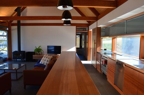 Coast House Tasmania - Tourism Brisbane 1