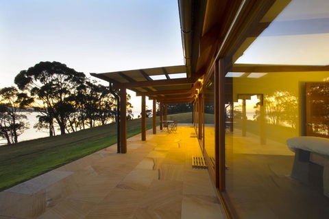 Coast House Tasmania - Tourism Brisbane 3