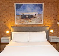 Coast Inn Motel - Brisbane Tourism