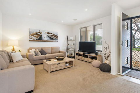 COASTAL HAVEN - DROMANA - Tourism Brisbane 1