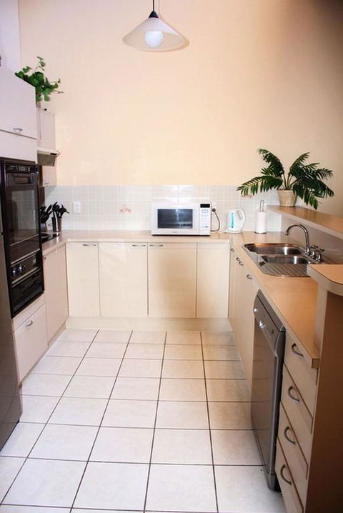 Coastal Retreat Unit 3 - Tourism Brisbane 3
