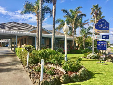 Coastal Waters Motor Inn - Tourism Brisbane 0