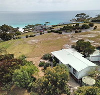 Cockatoo Cabin - Brisbane Tourism