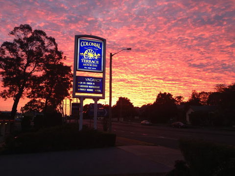 Colonial Terrace Motor Inn - Tourism Brisbane 2