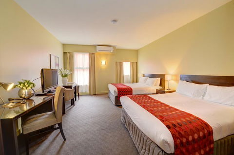 Comfort Inn & Suites City Views - Brisbane 4u 1