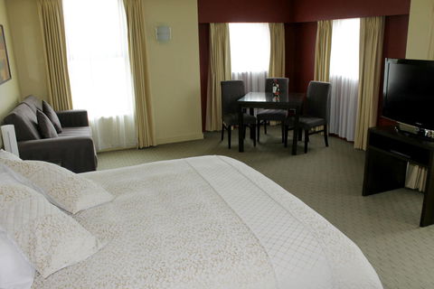Comfort Inn & Suites City Views - Brisbane 4u 2