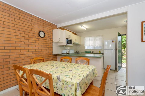 Comfy Ground Floor Unit Opposite Waterfront! Welsby Pde, Bongaree - Brisbane Tourism 2