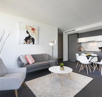 Complete Host Wrap Apartments - Brisbane Tourism