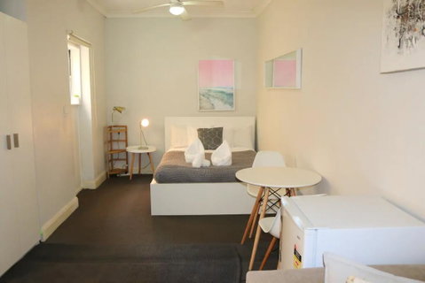 Convenient Studio In Kings Cross - Brisbane Tourism 2