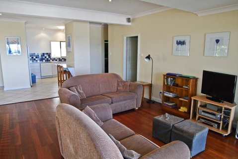 Cooinda, 17 Dulconghi Street - Brisbane Tourism 0