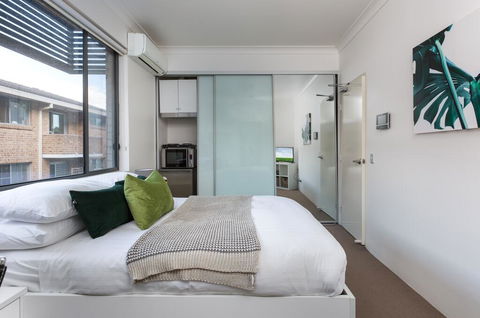 Cosy And Bright Studio Next To Westmead Hospital - Tourism Brisbane 2