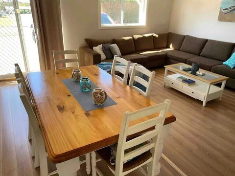Cosy Cottage - Brisbane Tourism 0