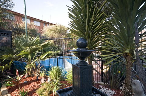 Country Plaza Motel - Tourism Brisbane 2