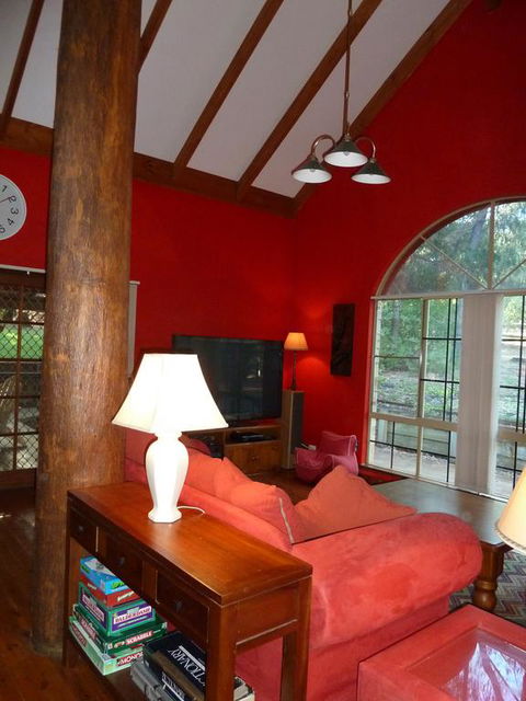 Country Retreat On 1 Acre With Pool, Hot Tub Surrounded By Trees - Brisbane Tourism 1